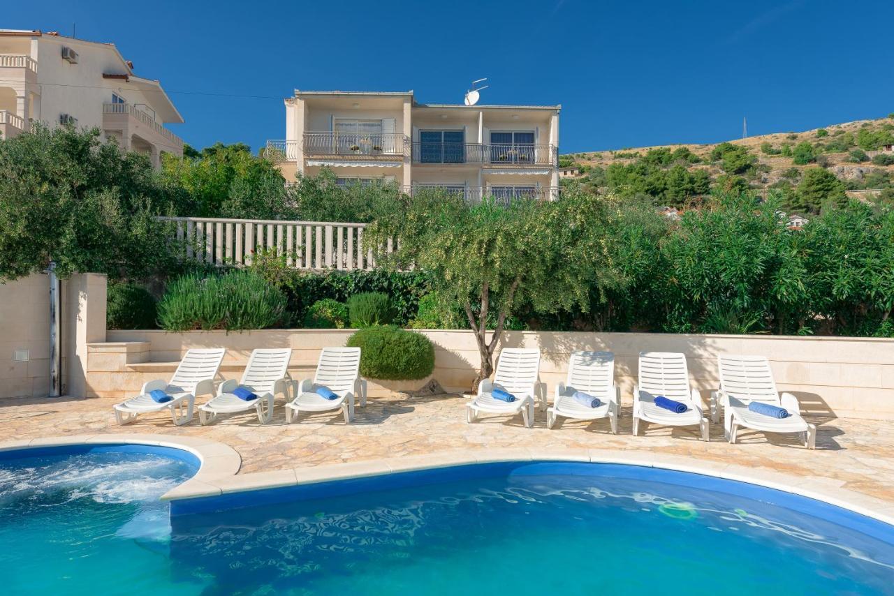 Residence Villa Irena Apartments Trogir Buitenkant foto