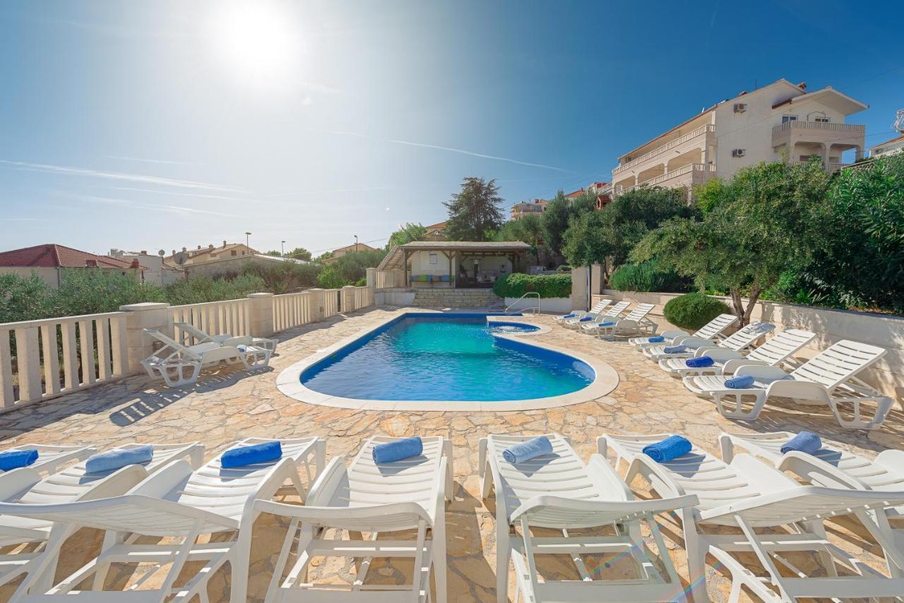 Residence Villa Irena Apartments Trogir Buitenkant foto