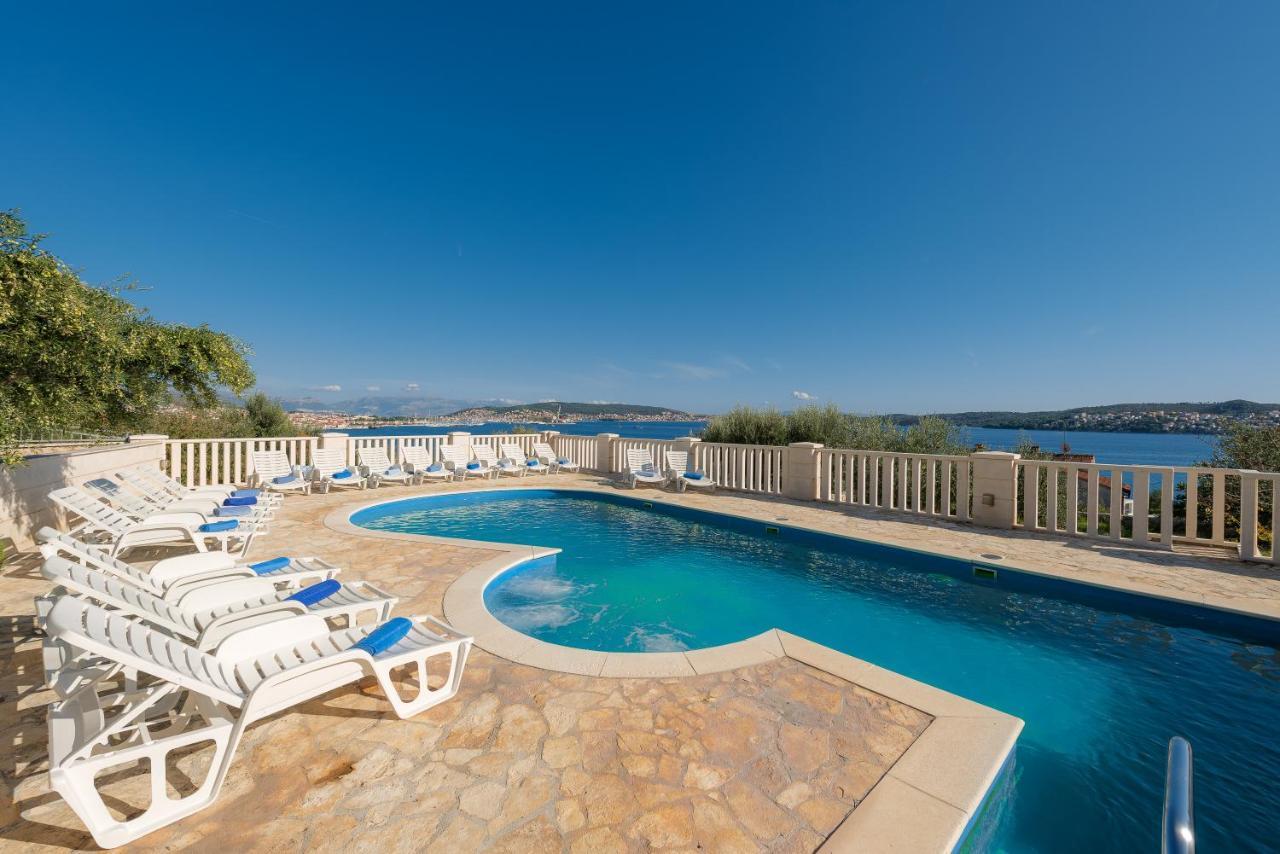 Residence Villa Irena Apartments Trogir Buitenkant foto